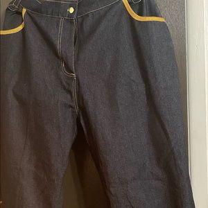 ‘Gold Flava’ Gold Trim Crop Jeans (Plus)